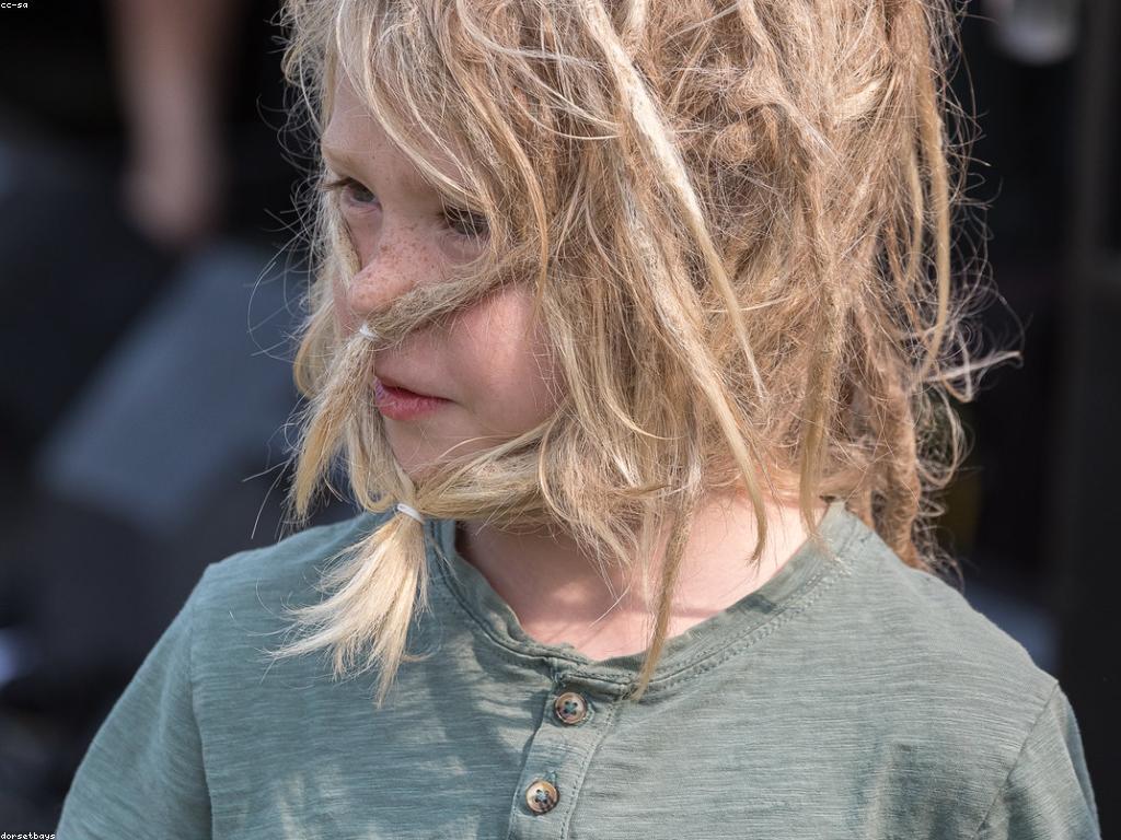 ការប្រកួតកម្សាន្ត: សេចក្ដីណែនាំនិងការអភិវឌ្ឍន៍របស់វា