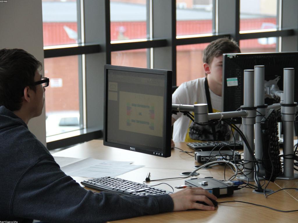 សុវត្ថិភាពនៅក្នុងការប្រកួតលេងទឹក